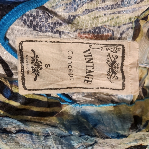 VINTAGE CONCEPT COVER-UP - Picture 5 of 6